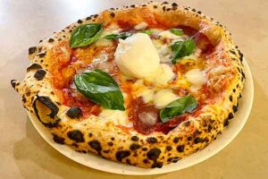 Pizza bufala Bellambriana Lecce pizzeria